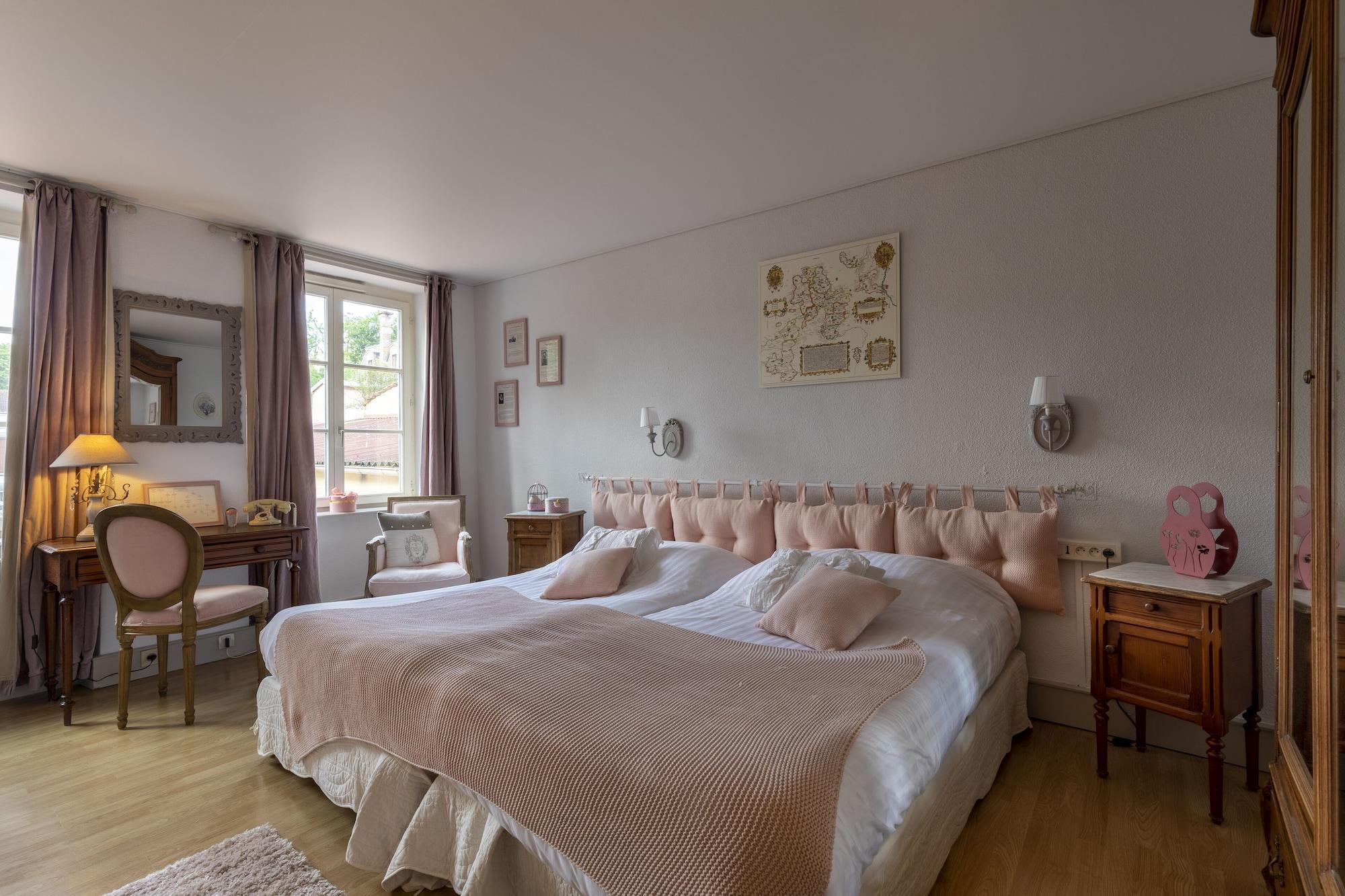 The Originals Boutique, Hotel De La Balance, Montbéliard Eksteriør bilde
