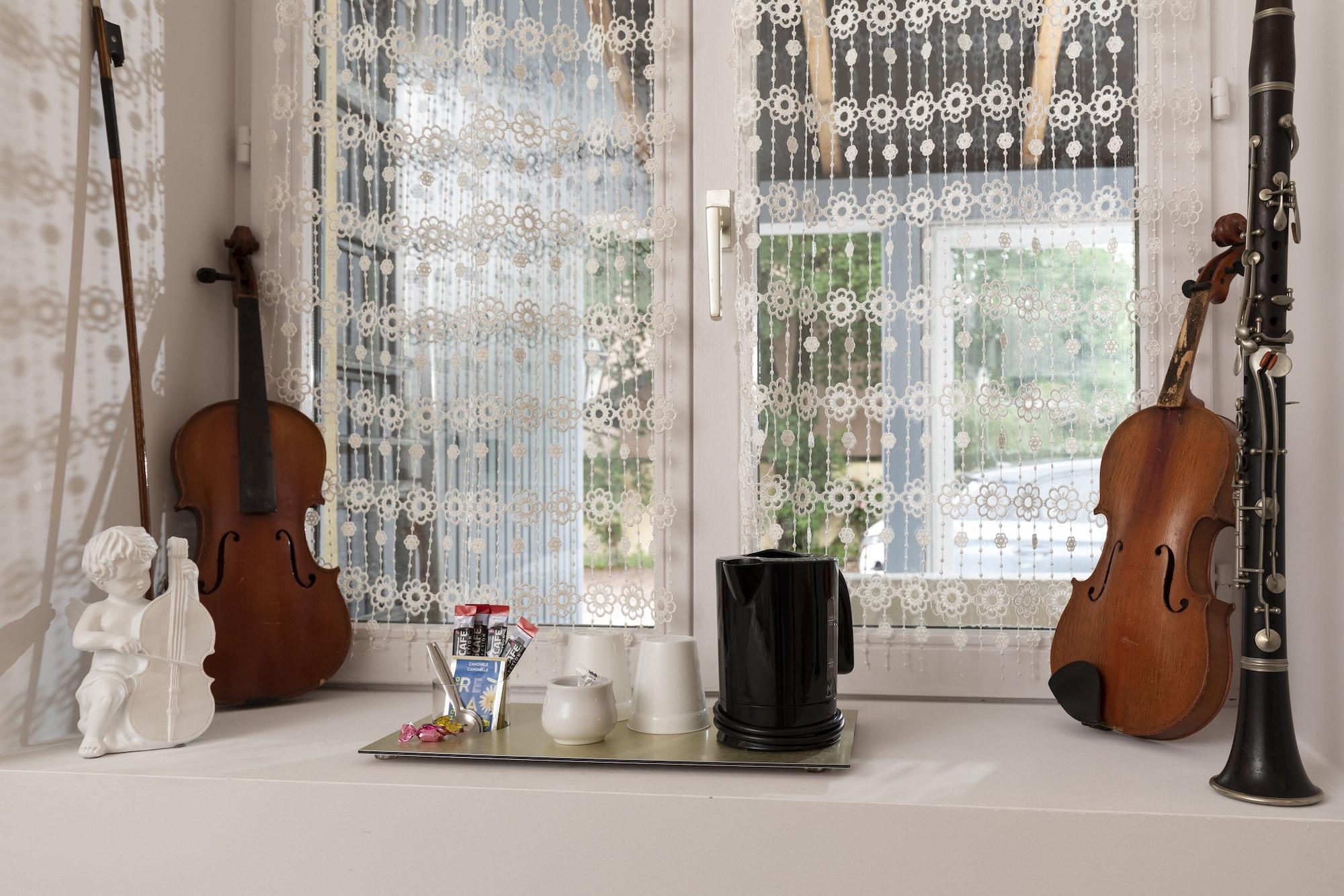 The Originals Boutique, Hotel De La Balance, Montbéliard Eksteriør bilde