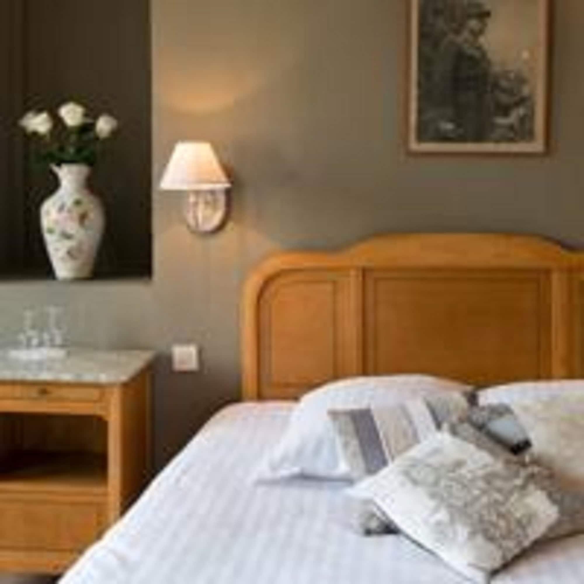 The Originals Boutique, Hotel De La Balance, Montbéliard Eksteriør bilde
