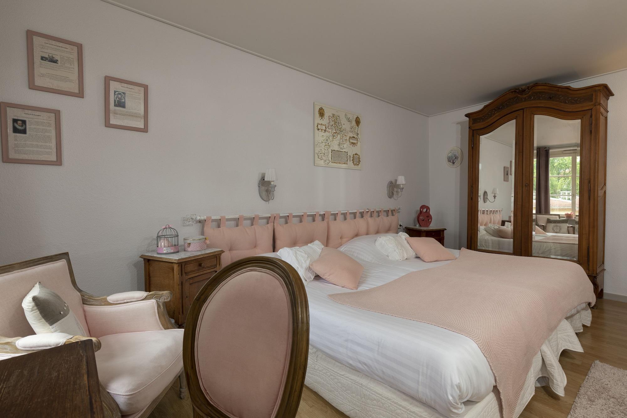The Originals Boutique, Hotel De La Balance, Montbéliard Eksteriør bilde