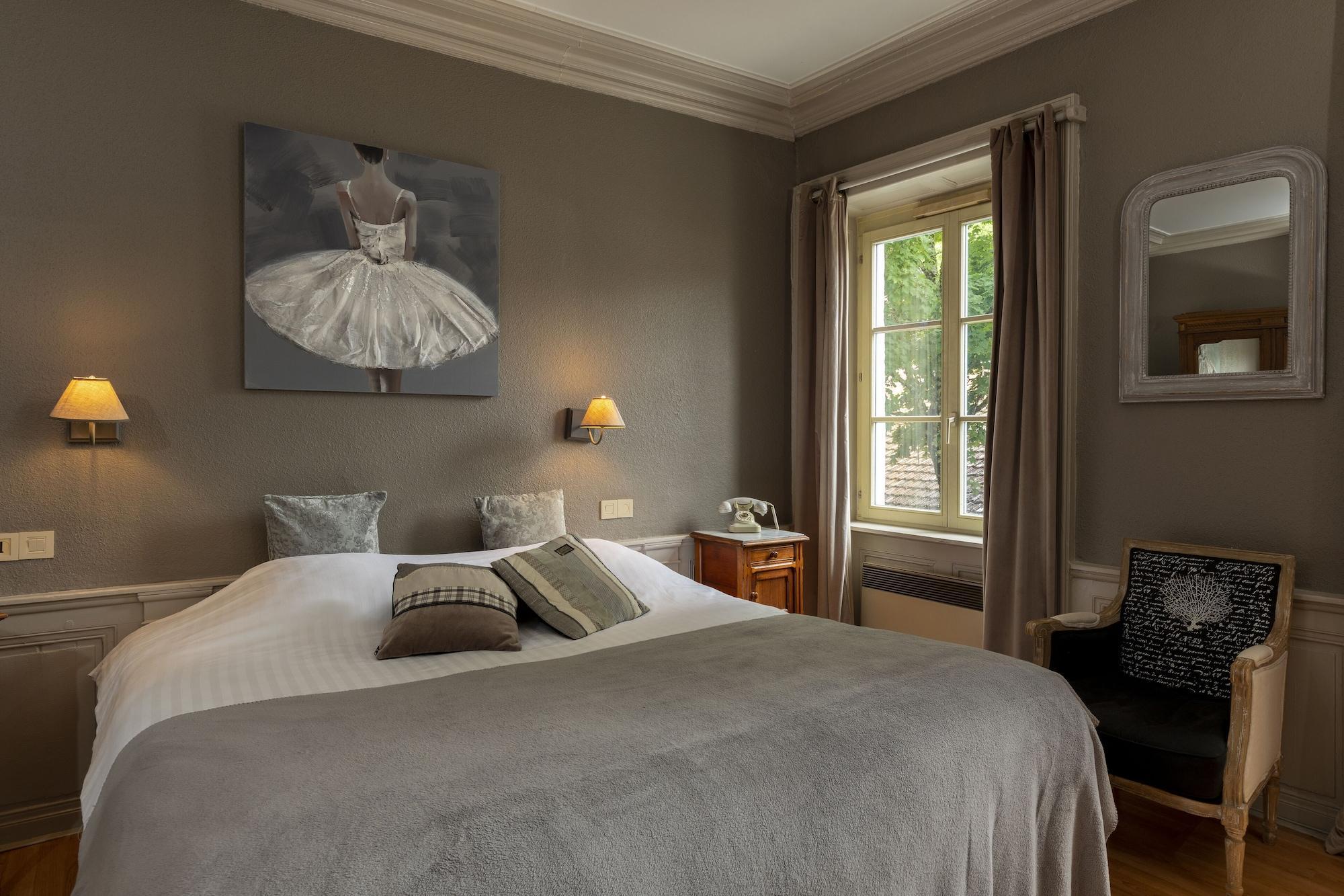 The Originals Boutique, Hotel De La Balance, Montbéliard Eksteriør bilde
