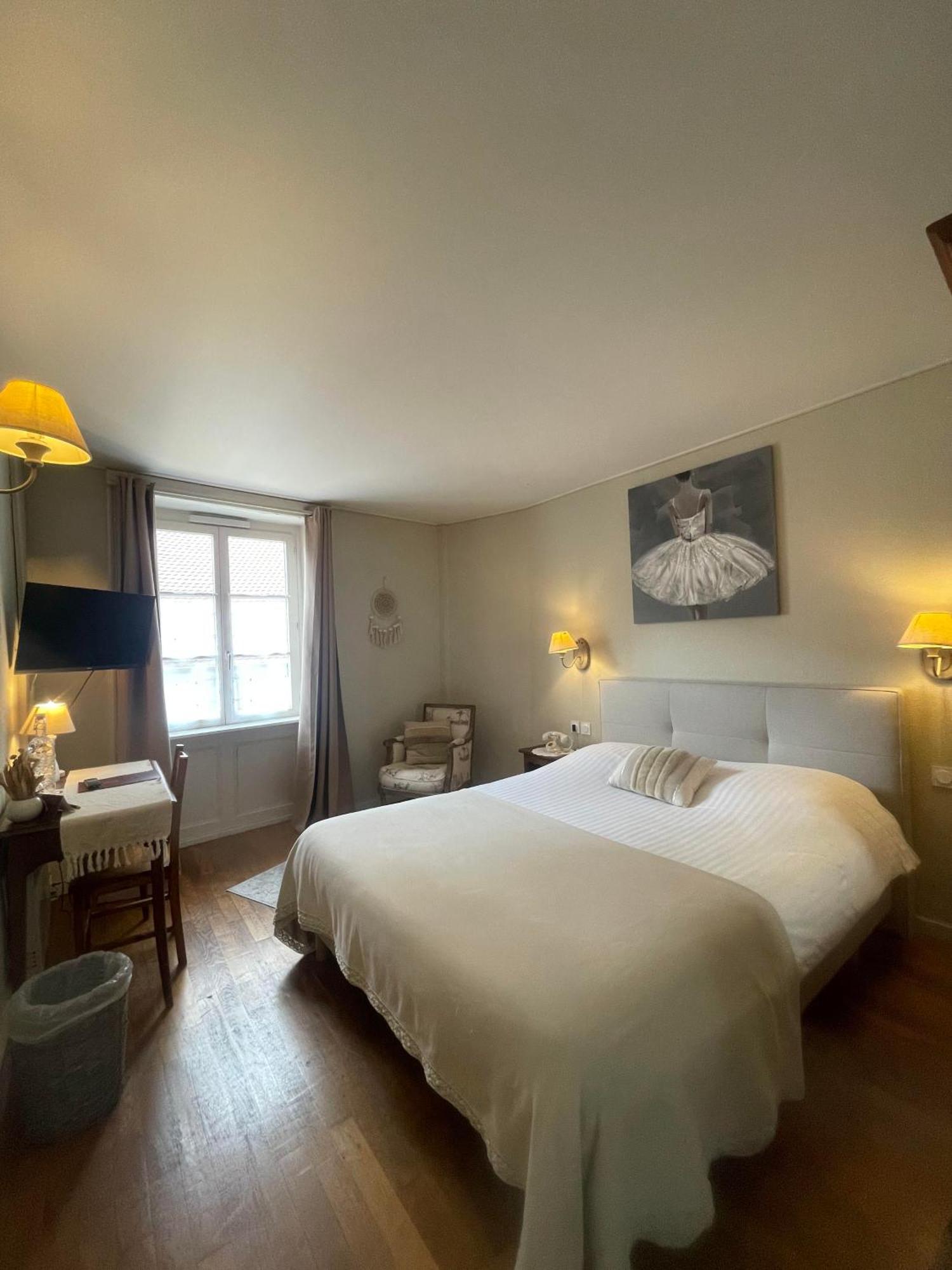 The Originals Boutique, Hotel De La Balance, Montbéliard Eksteriør bilde