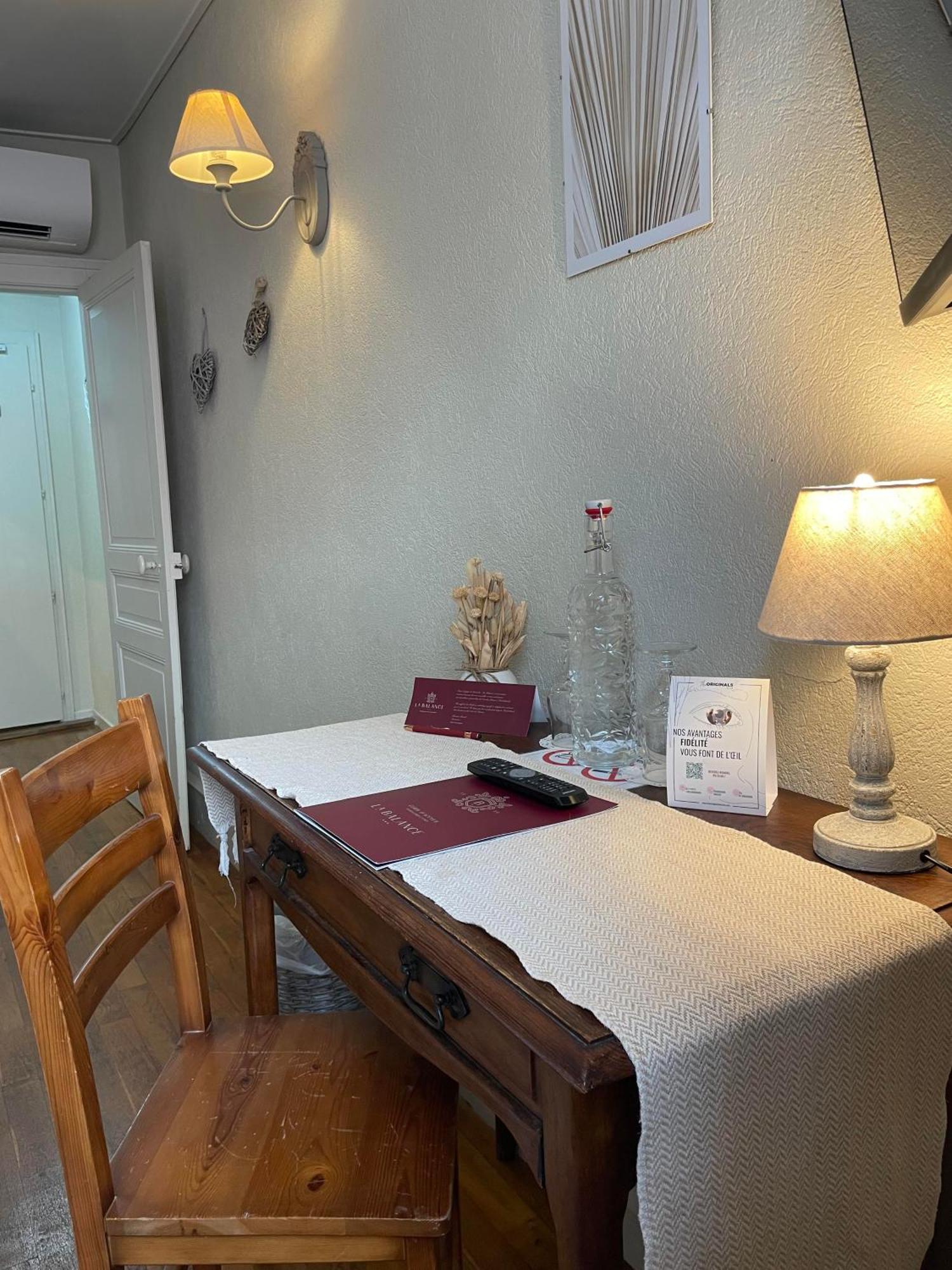 The Originals Boutique, Hotel De La Balance, Montbéliard Eksteriør bilde